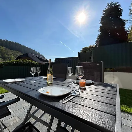 Wellness-ferienhaus Mit Dampfbad & Sauna Am Nuerburgring 度假居