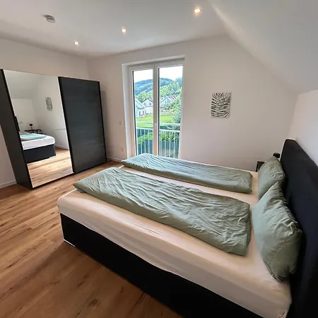 Wellness-ferienhaus Mit Dampfbad & Sauna Am Nuerburgring 度假居 *