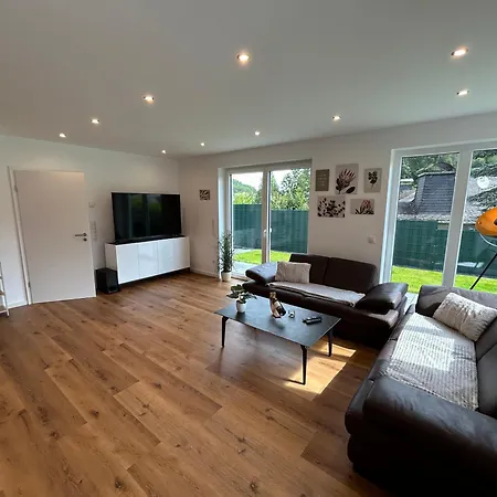 度假居 Wellness-ferienhaus Mit Dampfbad & Sauna Am Nuerburgring *